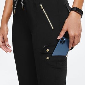 Jaanuu Essential Jogger Scrub Pant